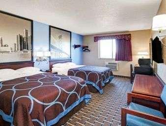 Super 8 By Wyndham Roseville/Detroit Area Szoba fotó